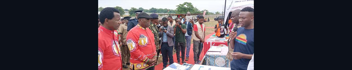 Government Calls for Everyday Human Rights at Commemoration